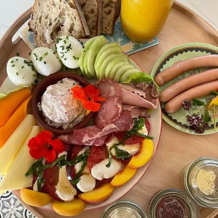 Calma House Ublik Апартаменты *